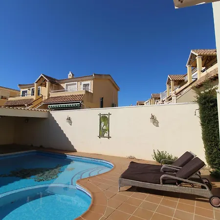 Villa 4 Bedroom Family With Private Pool In Martin