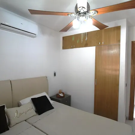 4 Bedroom Family With Private Pool In Martin * Villacosta