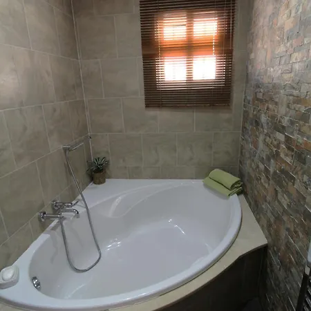 4 Bedroom Family With Private Pool In Martin