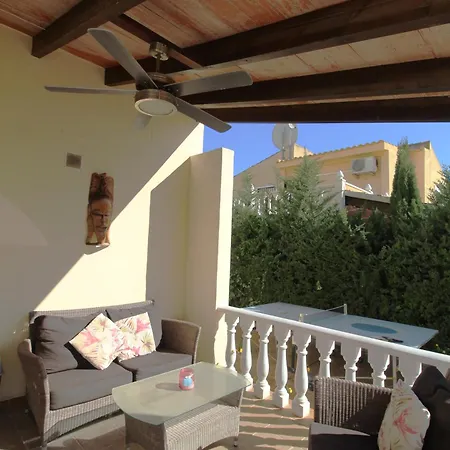 4 Bedroom Family With Private Pool In Martin Villa Villacosta