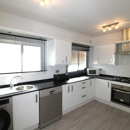 Villa 4 Bedroom Family With Private Pool In Martin *