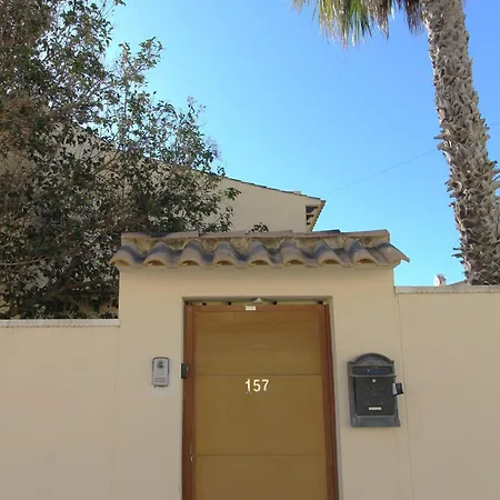4 Bedroom Family With Private Pool In Martin Villa *