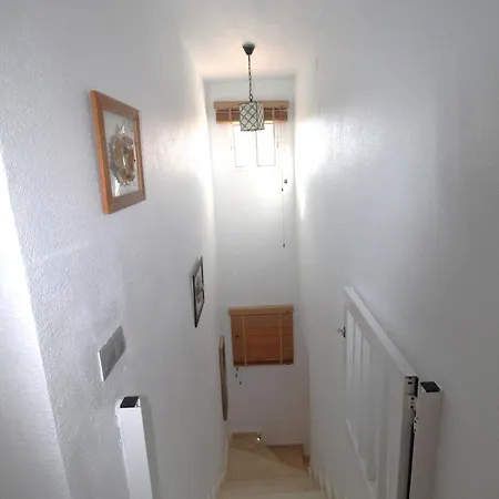 4 Bedroom Family With Private Pool In Martin *